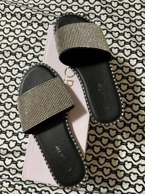TOP Moda Black Slide Sandals with Crystal Band